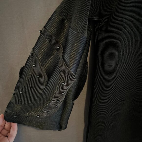 N by Nancy mod avant garde unique puff sleeve scallop neck blouse black M - Picture 12 of 16